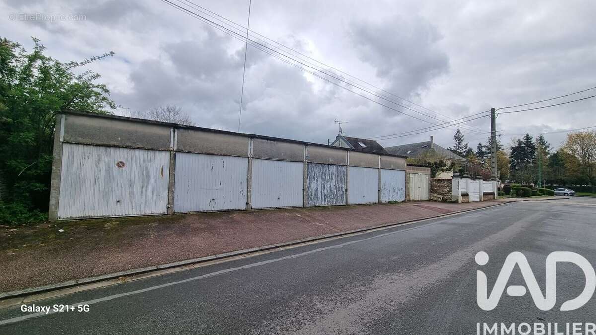 Parking 300 m² à Montargis  - photo 4