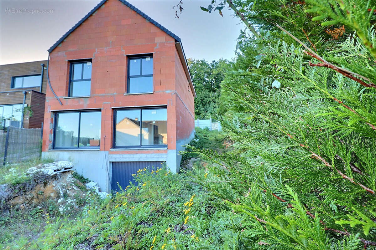 Maison à MAREIL-MARLY