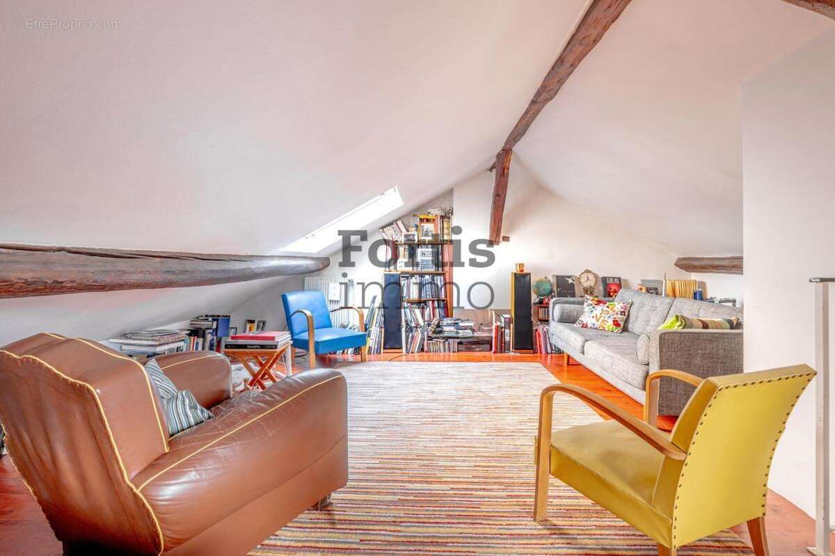 Appartement à PARIS-18E