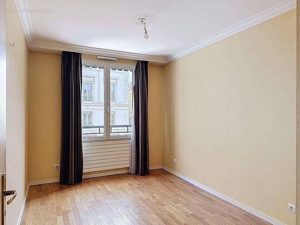 Appartement à LYON-6E