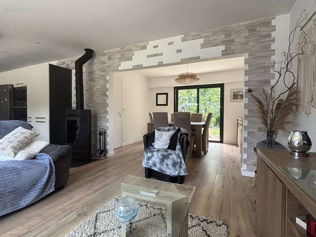 Maison à SEICHES-SUR-LE-LOIR