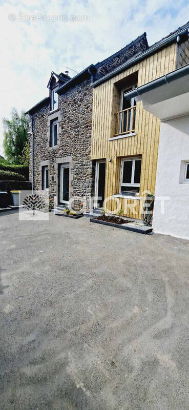 Maison à MINIAC-MORVAN