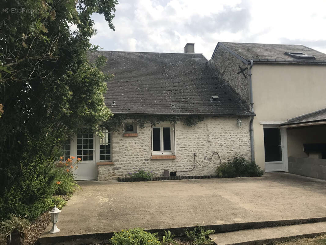 Maison à GRENEVILLE-EN-BEAUCE
