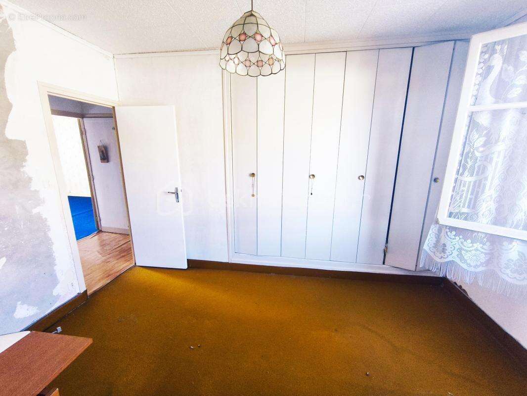 Maison à VIC-FEZENSAC