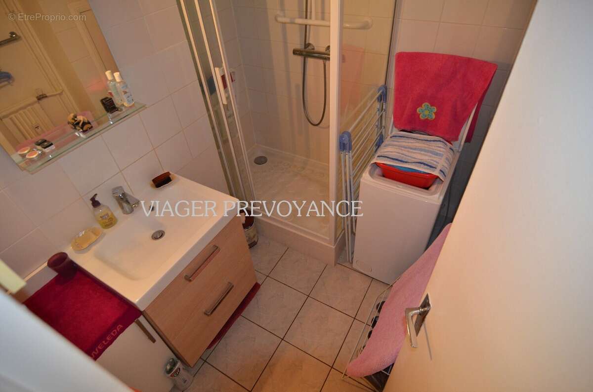 Appartement à PARIS-20E