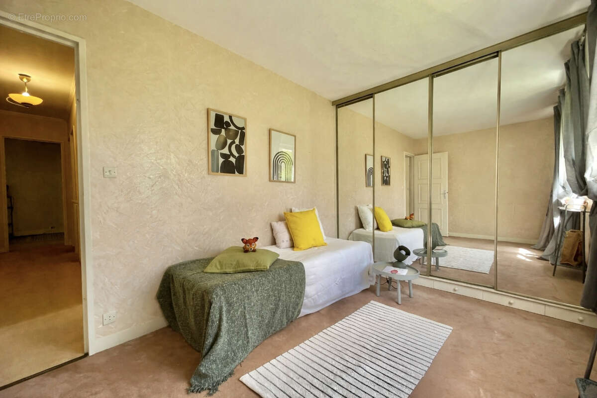 Appartement à VIRY-CHATILLON