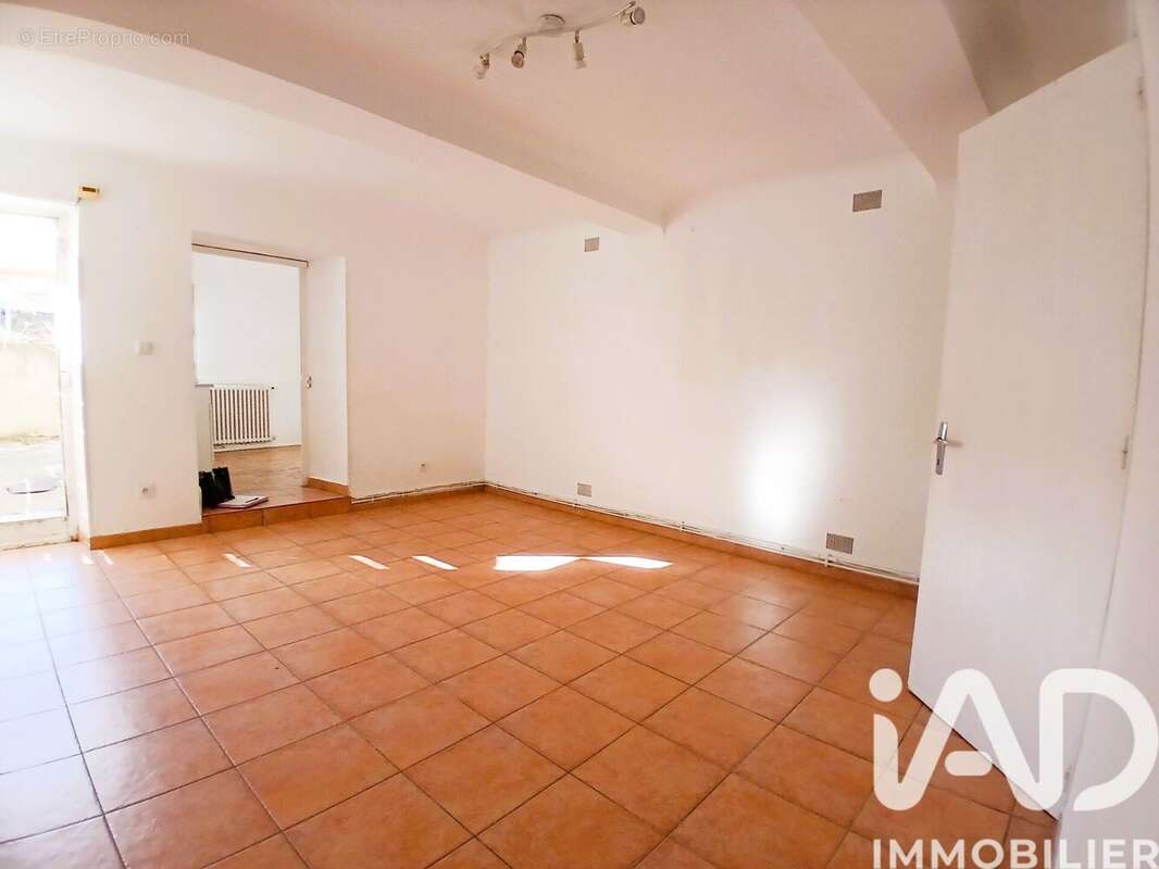 Photo 9 - Maison à AZILLE