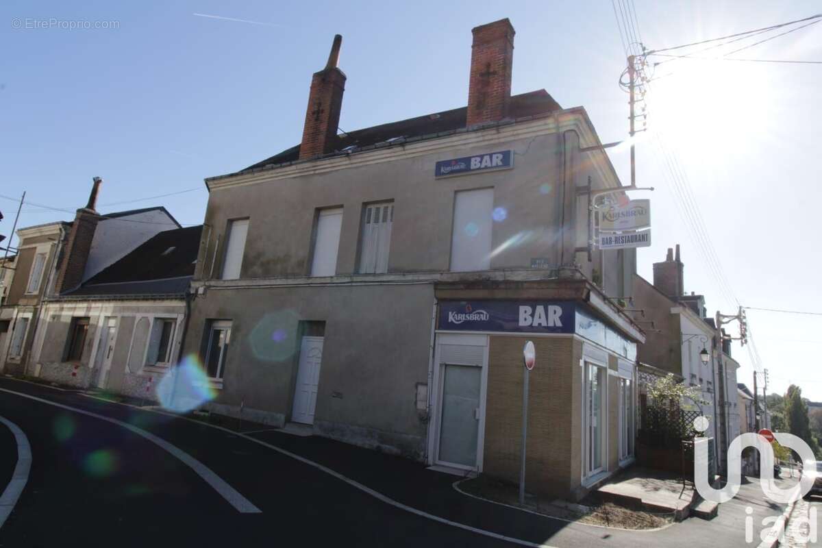 Photo 2 - Maison à CHATEAU-RENAULT