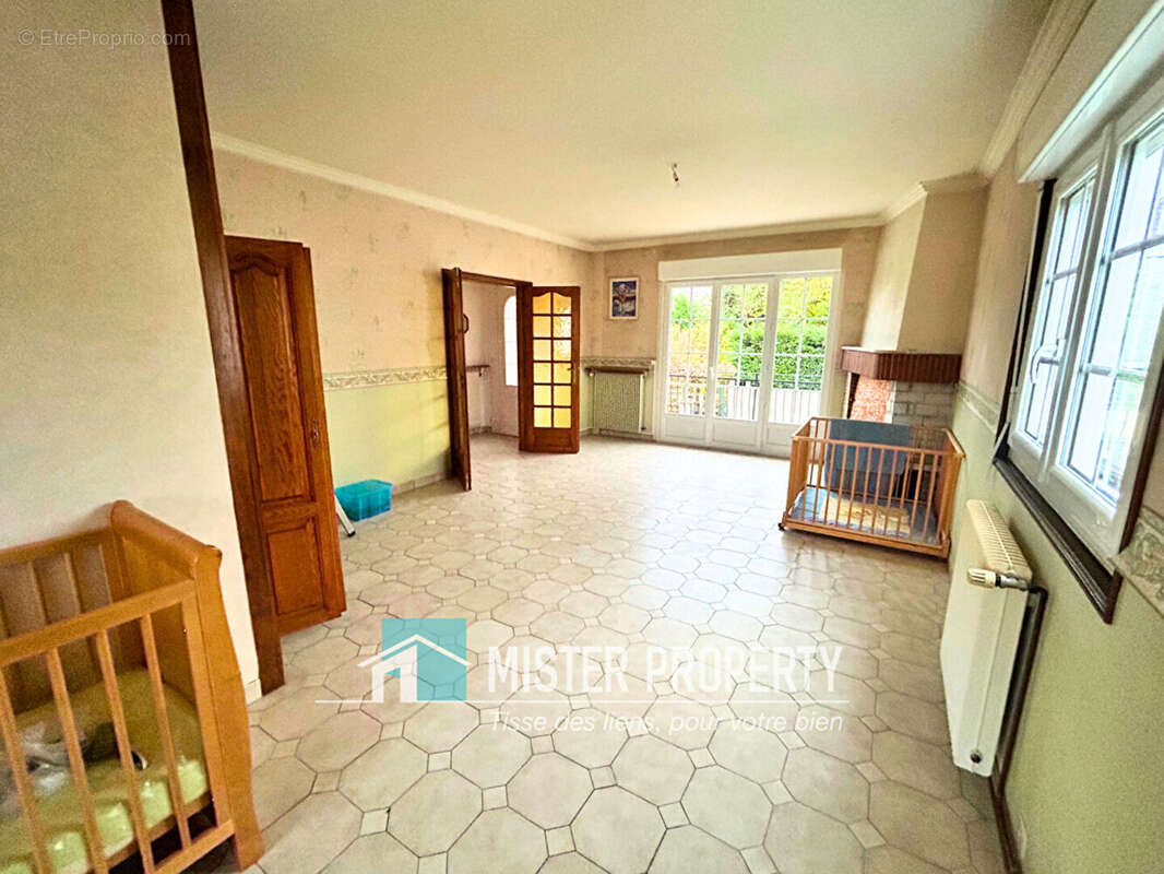 Maison à SARTROUVILLE