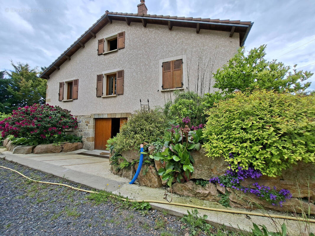 Maison à LA SAUVETAT