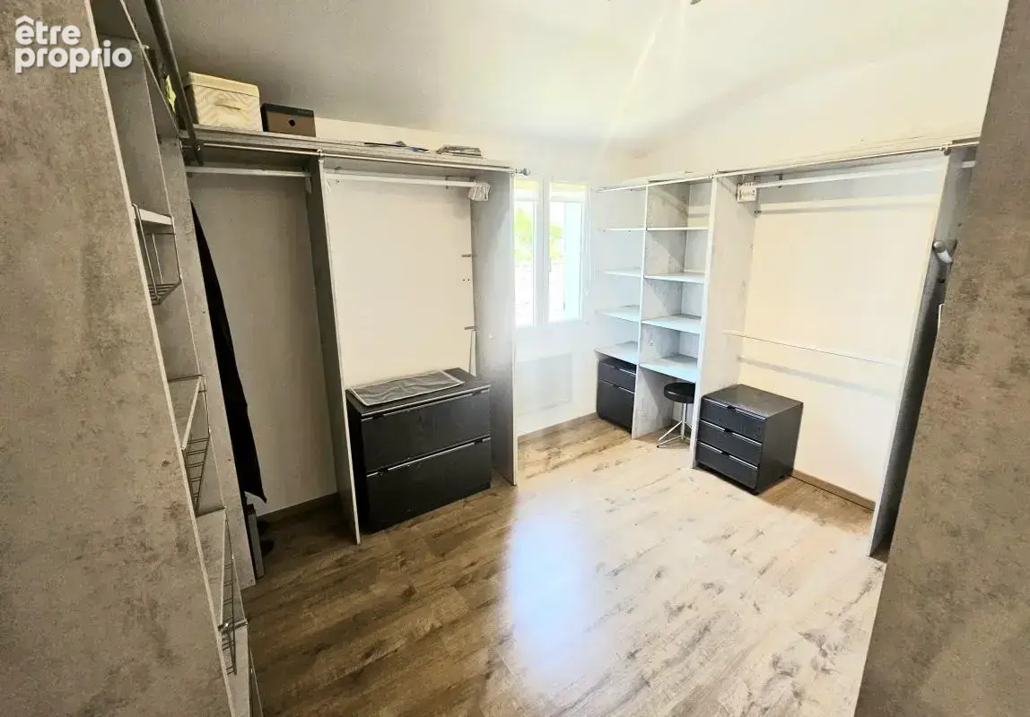 BASTIDE  Rénovée - 190 m²  4 Chambres - terrain clos et arboré de 600 m² avec belle Piscine - photo 22
