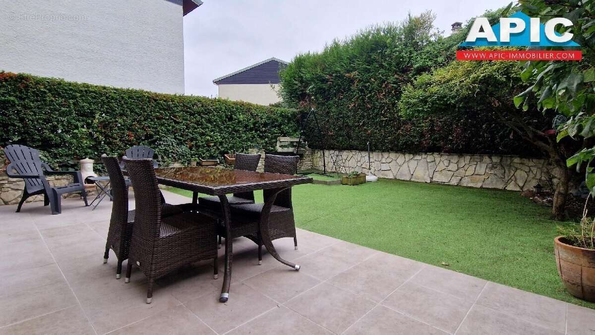 Maison à SAINT-BRICE-SOUS-FORET