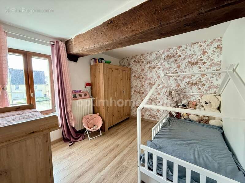 Maison à LA CROIX-EN-BRIE