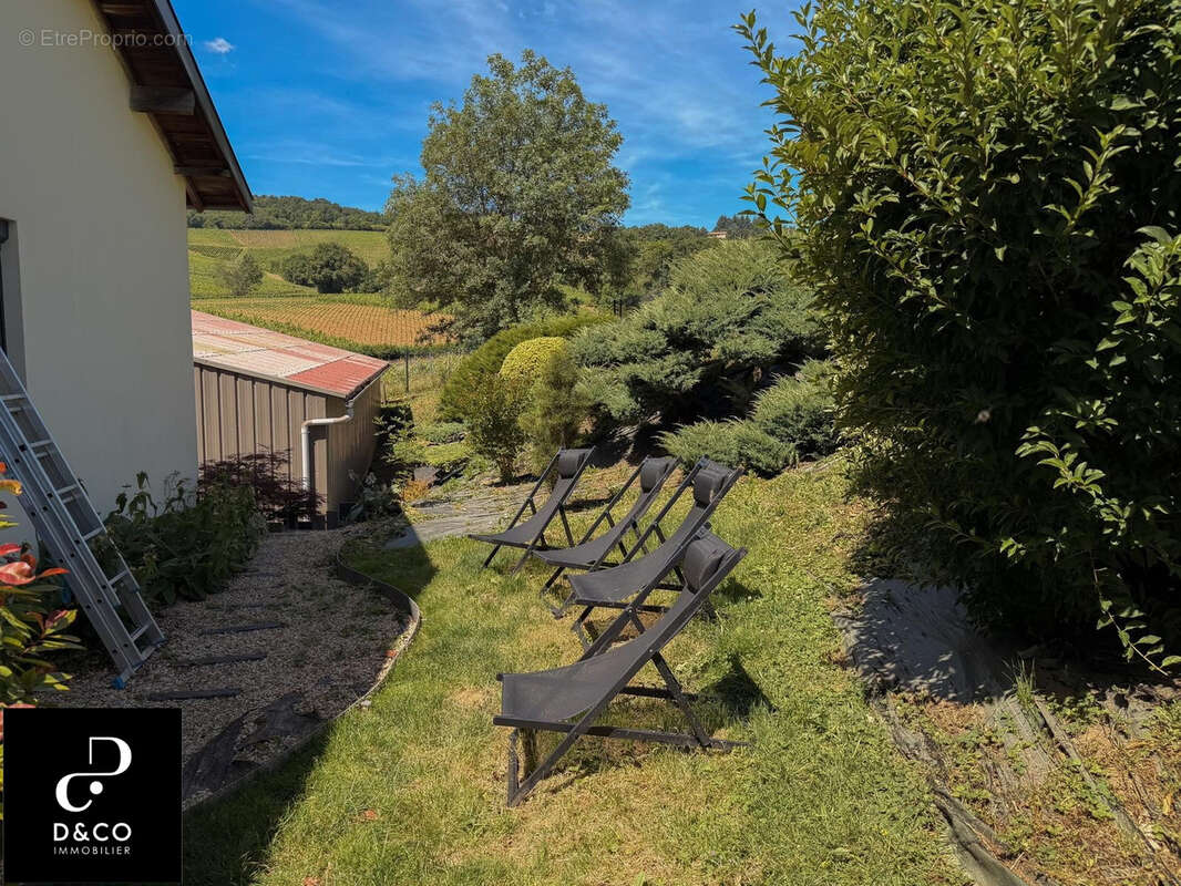 Propriété de caractère avec vue sur les vignes du Mâconnais - photo 15