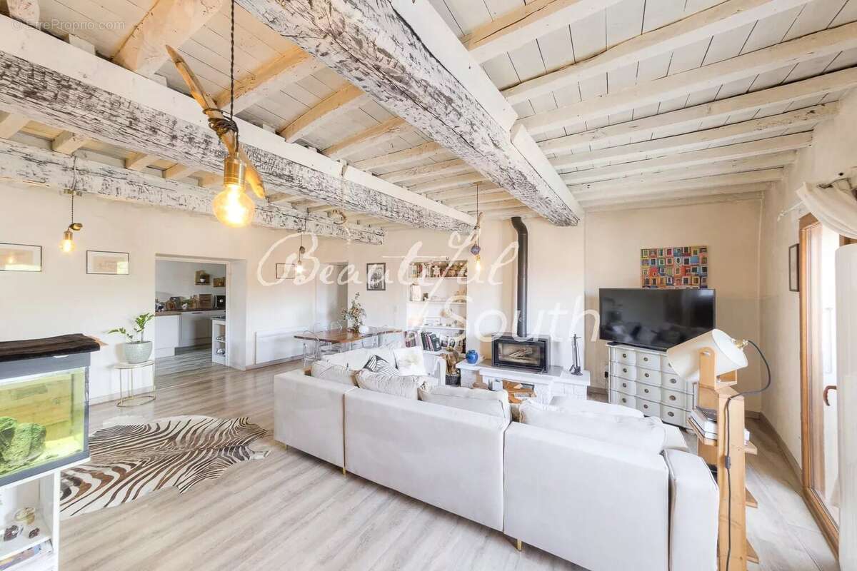 Maison à MONTESQUIEU-DES-ALBERES