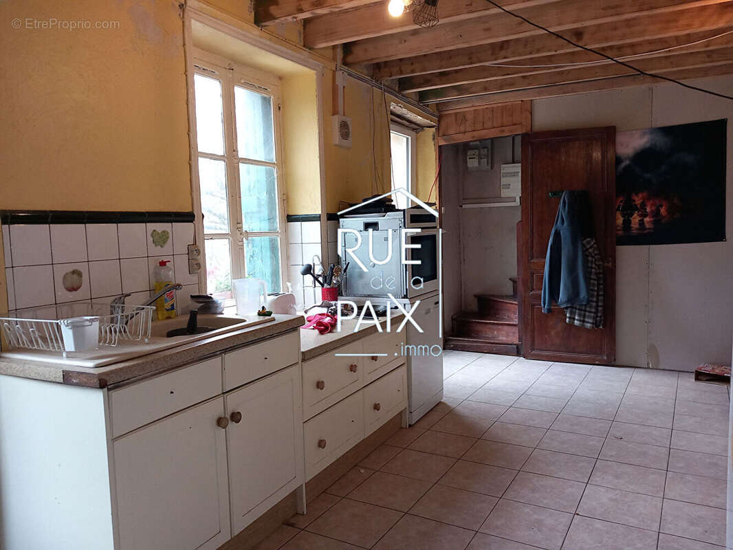 Maison à SAINT-LOUP-LAMAIRE