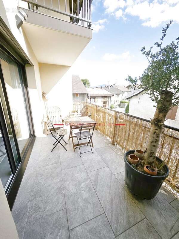 Appartement à CHENS-SUR-LEMAN