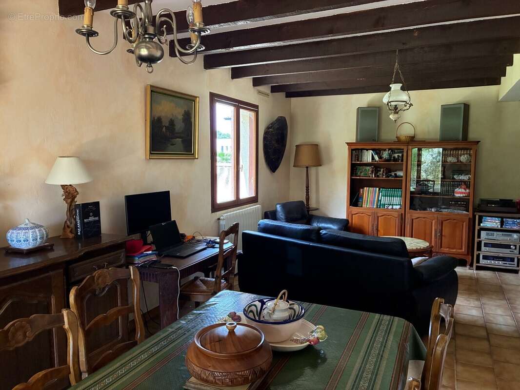 Maison 86 m² à Saint-Genies-De-Malgoires  - photo 6