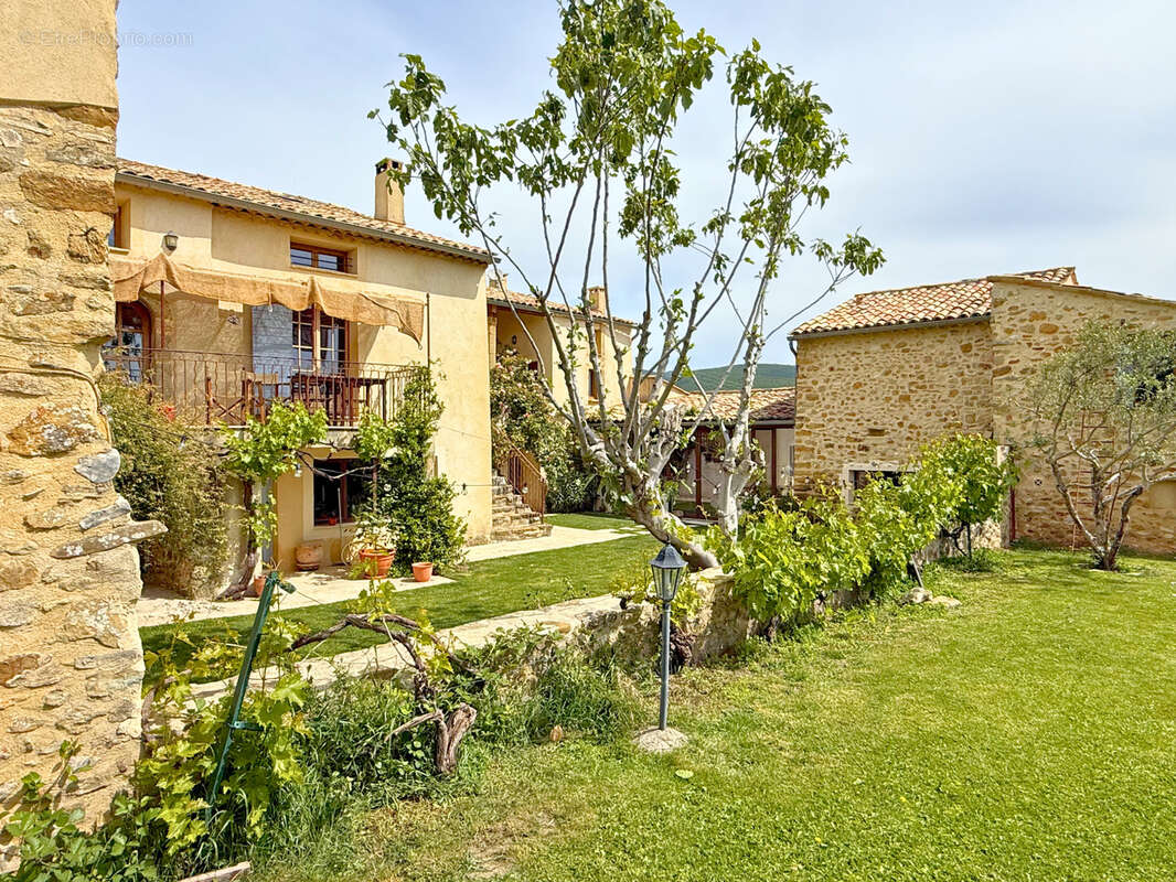 Maison à FORCALQUIER