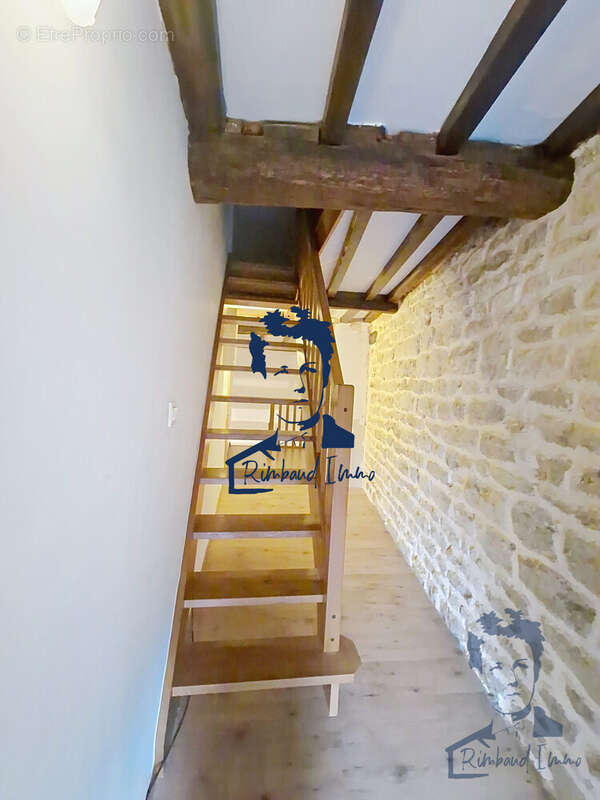 Maison à WARNECOURT