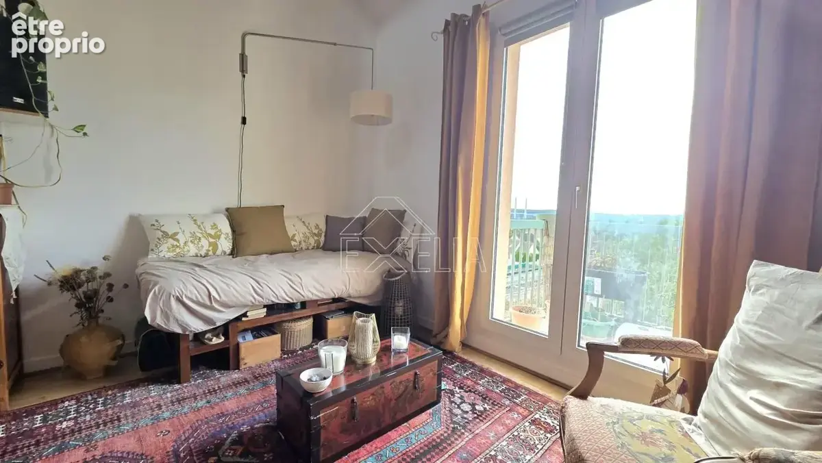 Duplex 3 pièces de 70 m² avec balcon et place de parking à ISSOU - photo 3