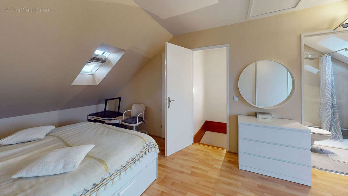 Appartement à SERRIS