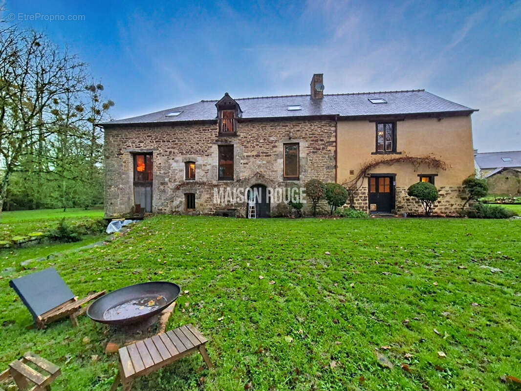 Maison à BECHEREL