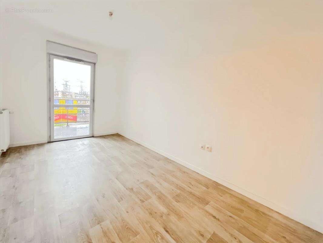 Appartement à ROISSY-EN-BRIE