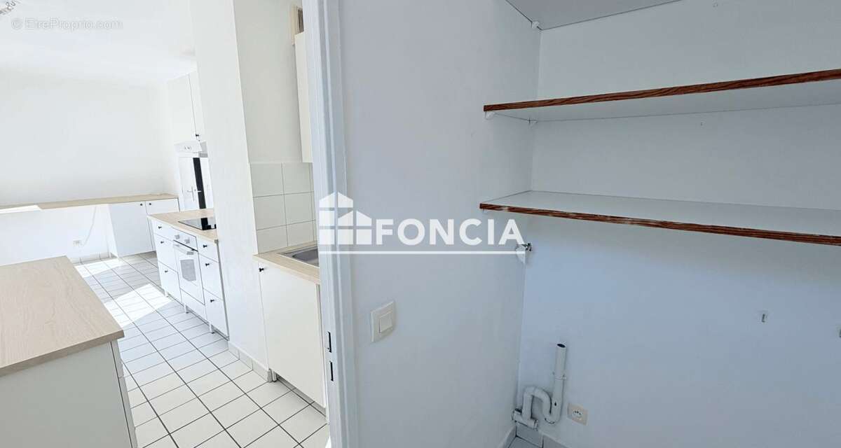 Appartement à LYON-8E