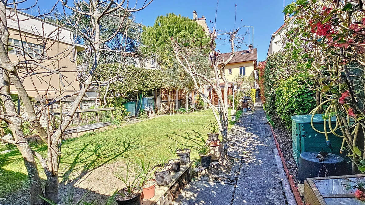 Maison à CHOISY-LE-ROI