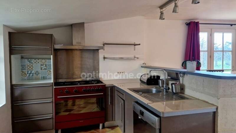Maison 7 pièces 167m2 sur terrain de 1500 m2 en partie constructible - photo 3