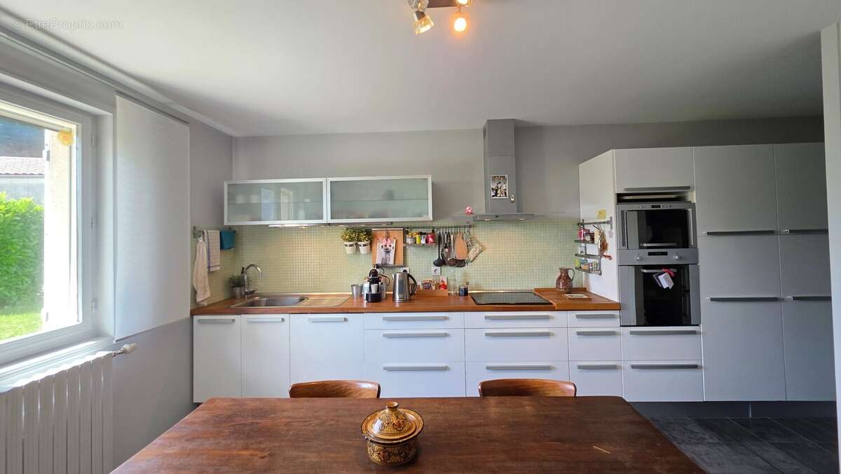CUISINE - Maison à ROMENAY