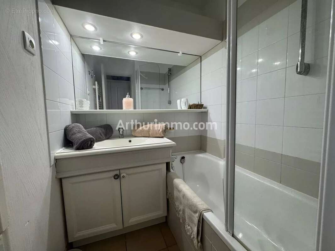 Appartement à GRIMAUD