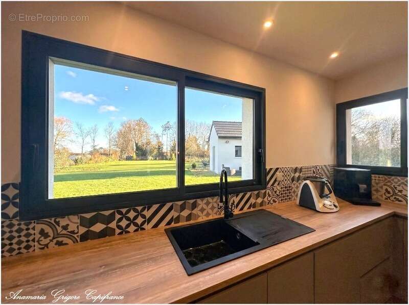 Maison à SAINT-ARNOULT-DES-BOIS