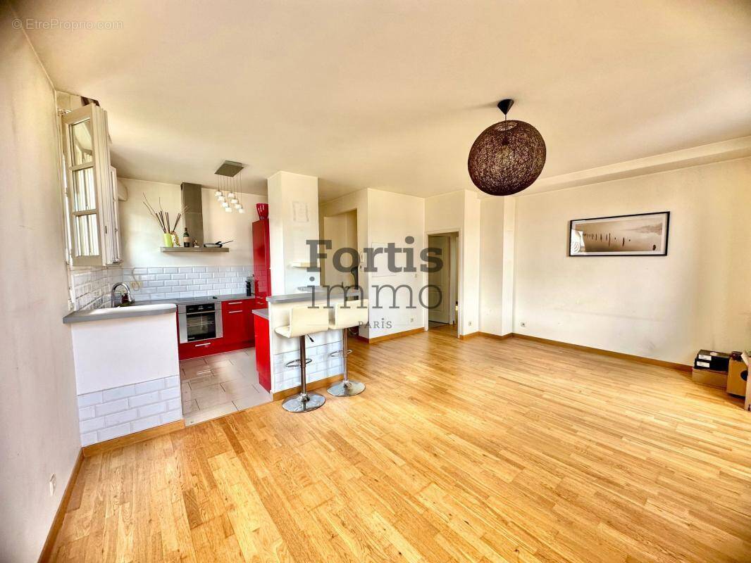 Appartement à CORBEIL-ESSONNES