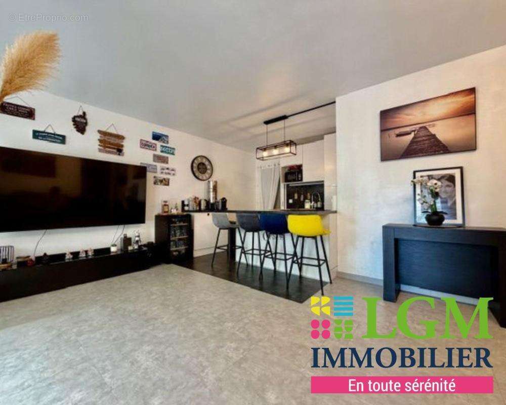 Appartement à LATTES