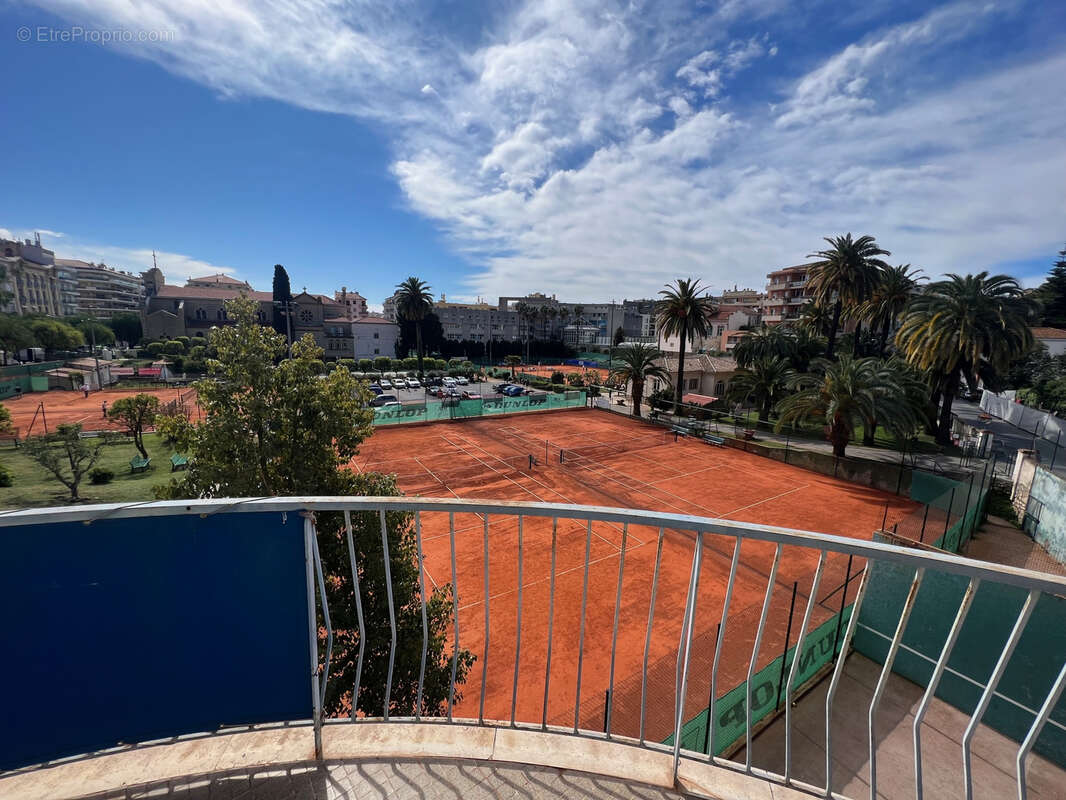 EXCLUSIVITE- BAISSE DE PRIX-Bel emplacement pour ce T3 de 77m2 avec vue dégagée sur Tennis Club de Menton-Balc - photo 14