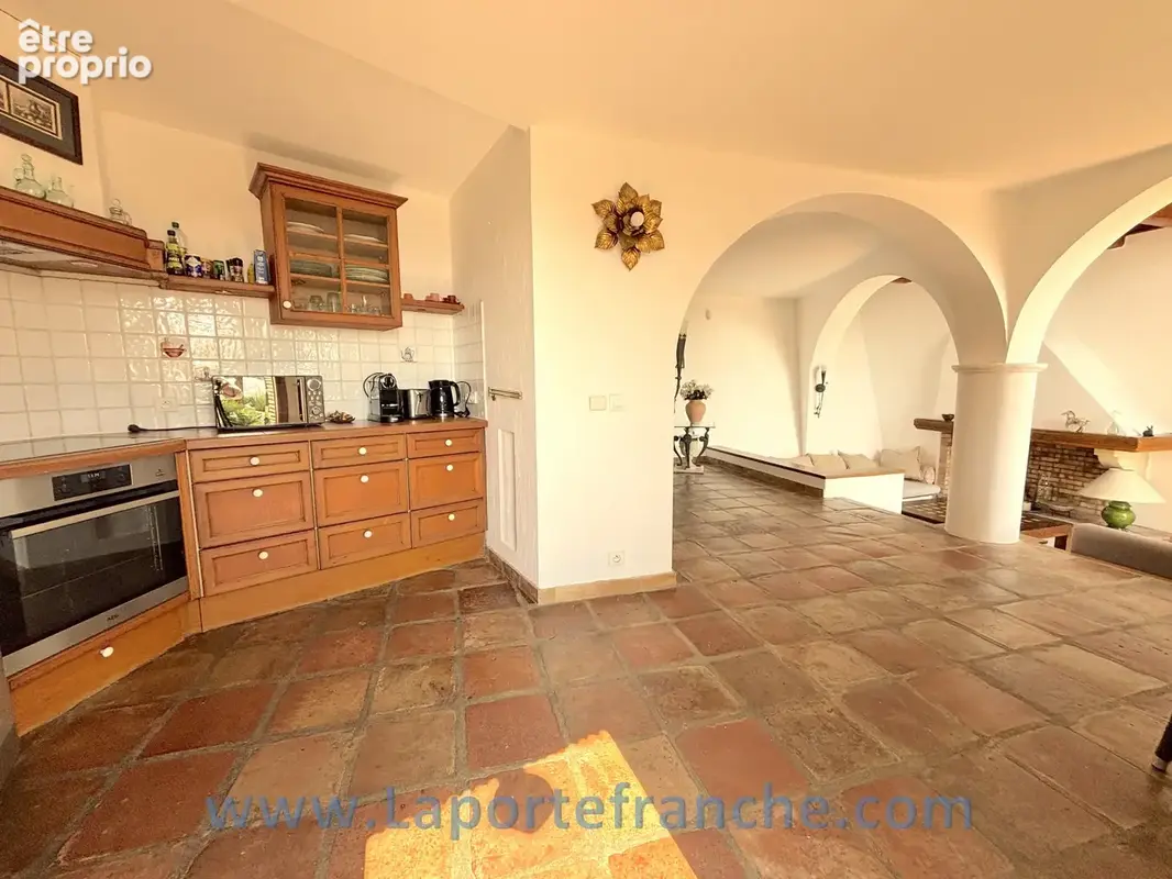 HAUT DE CAGNES maison de charme avec piscine, terrasses vue mer et parking - photo 11