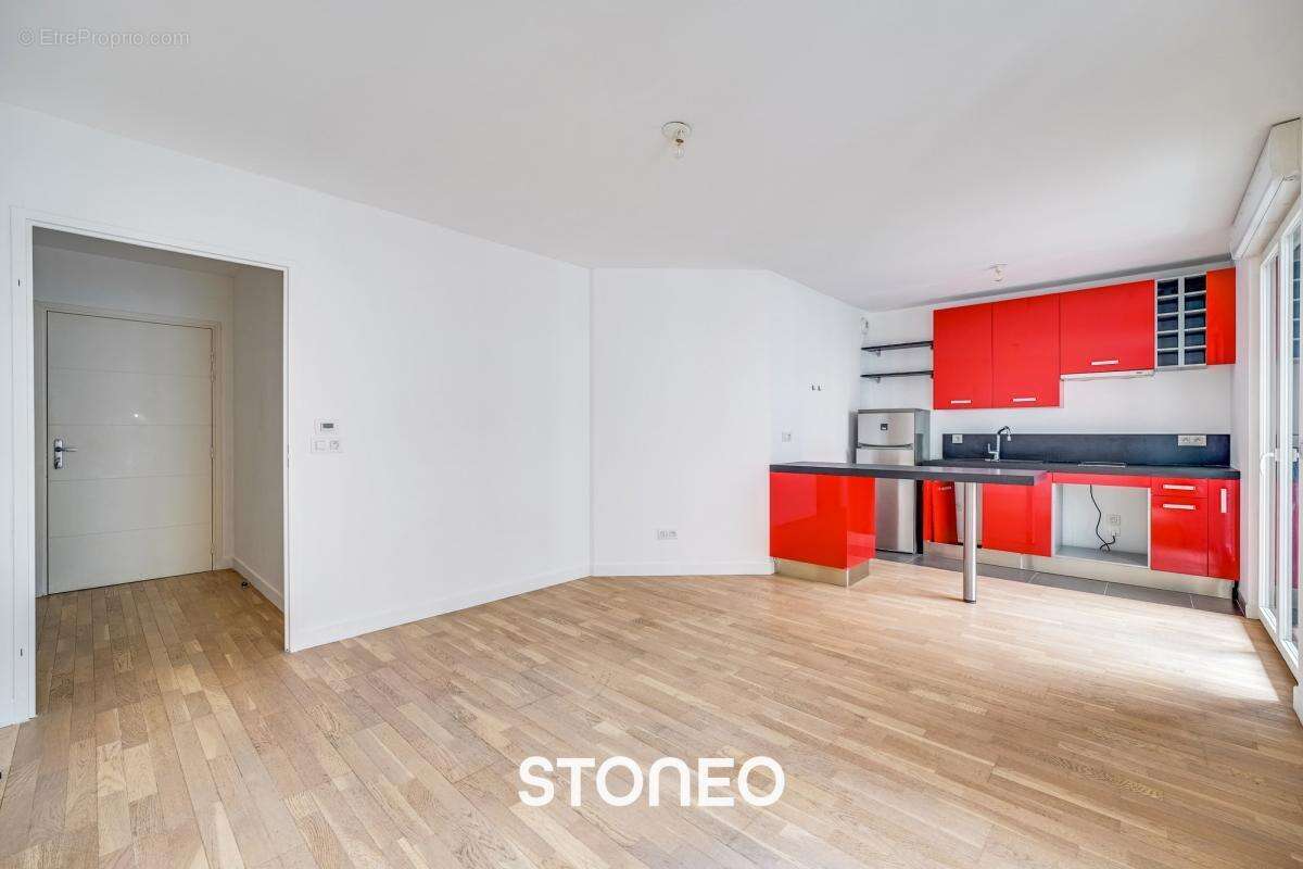 Appartement à ISSY-LES-MOULINEAUX