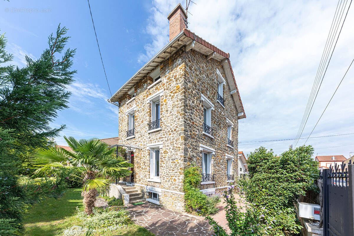 Maison à TAVERNY