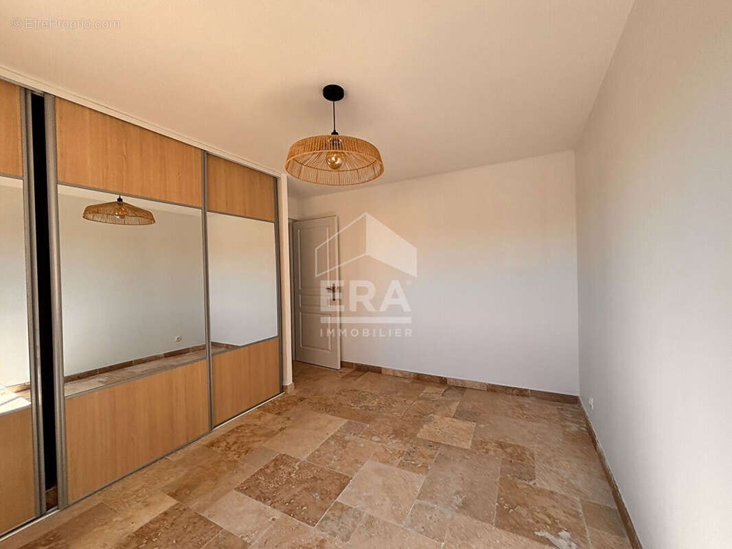 Appartement Frejus 3 pièces 64.1 m2 - photo 8