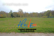 Terrain à GUERCHY