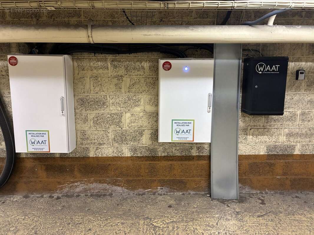 Parking à NEUILLY-SUR-SEINE