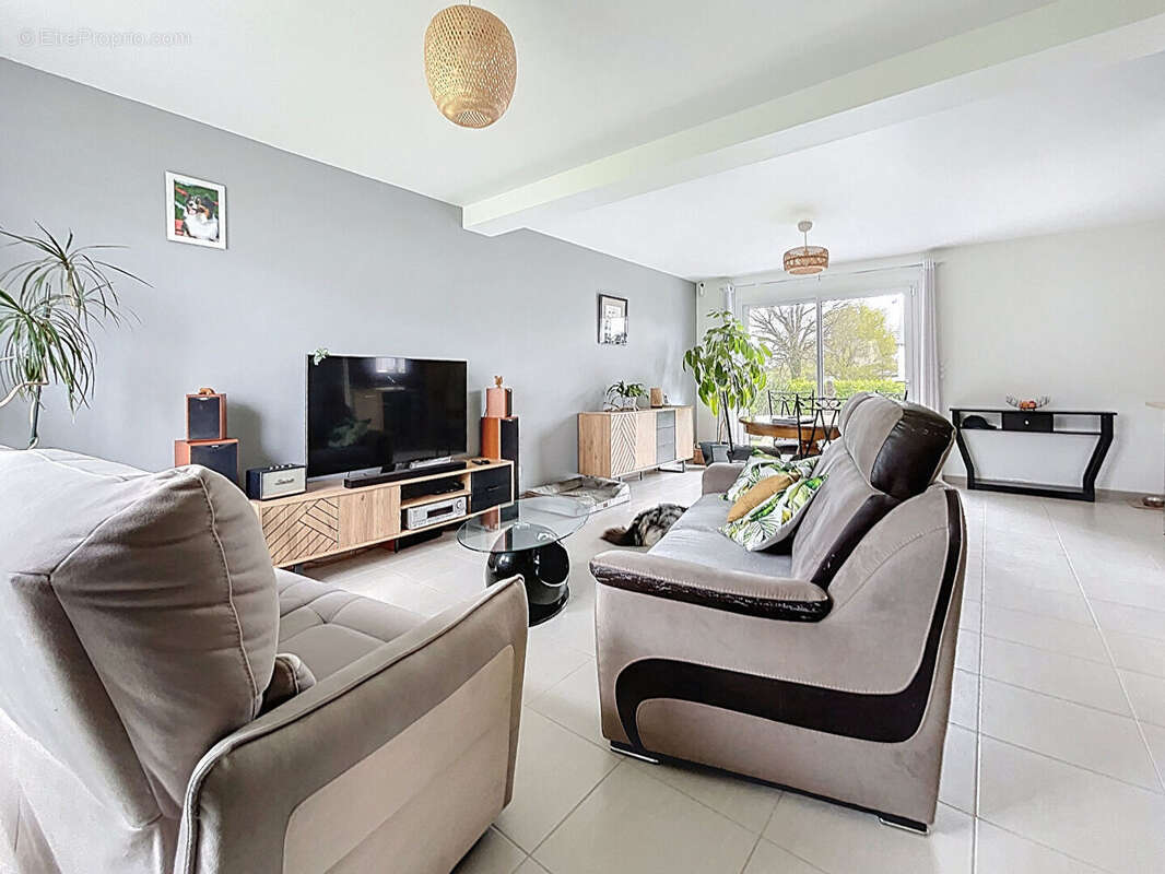 Maison à LE TOUR-DU-PARC