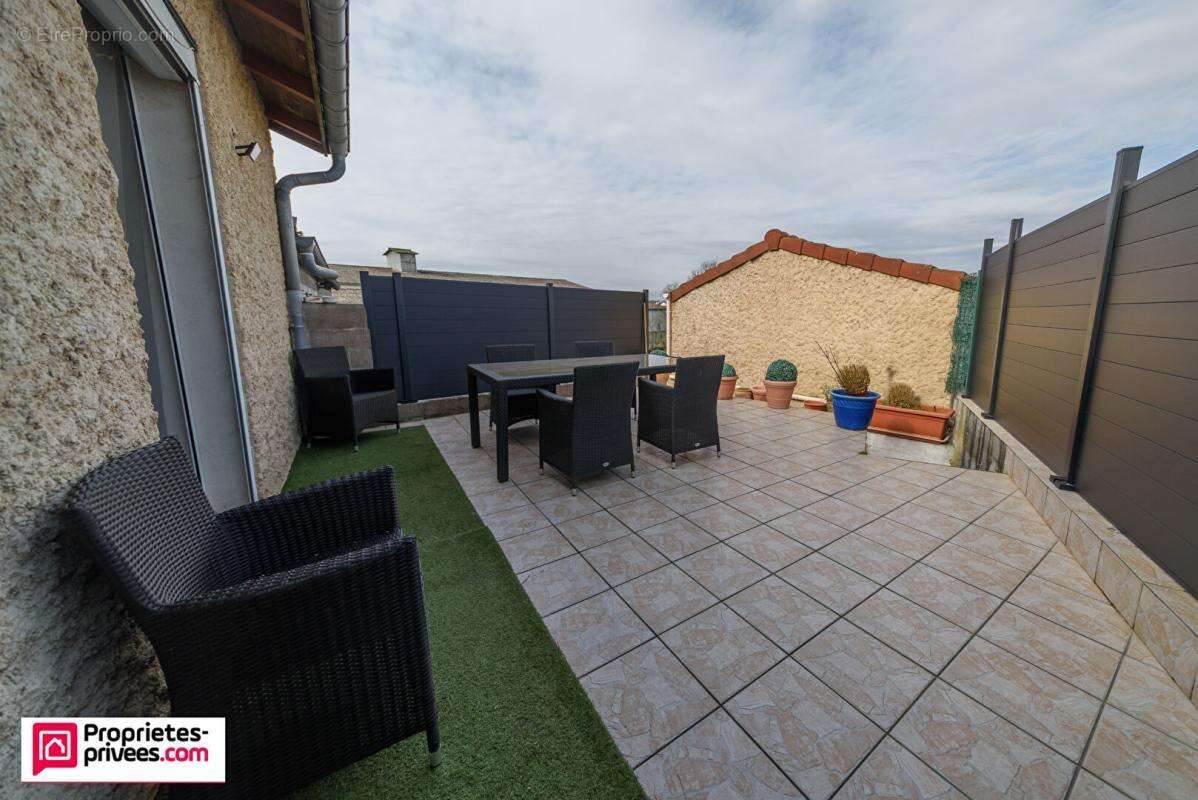 Maison de village 7 pièces 245 m2 - photo 3