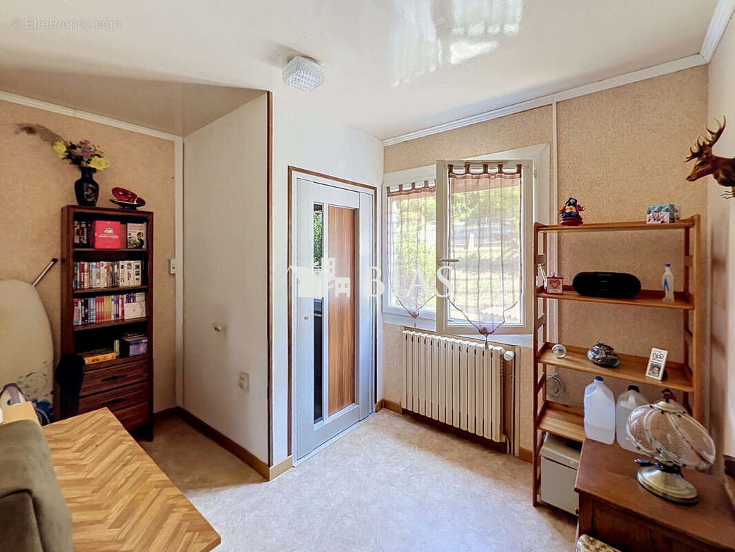 Maison 79 m² à Nassandres  - photo 8