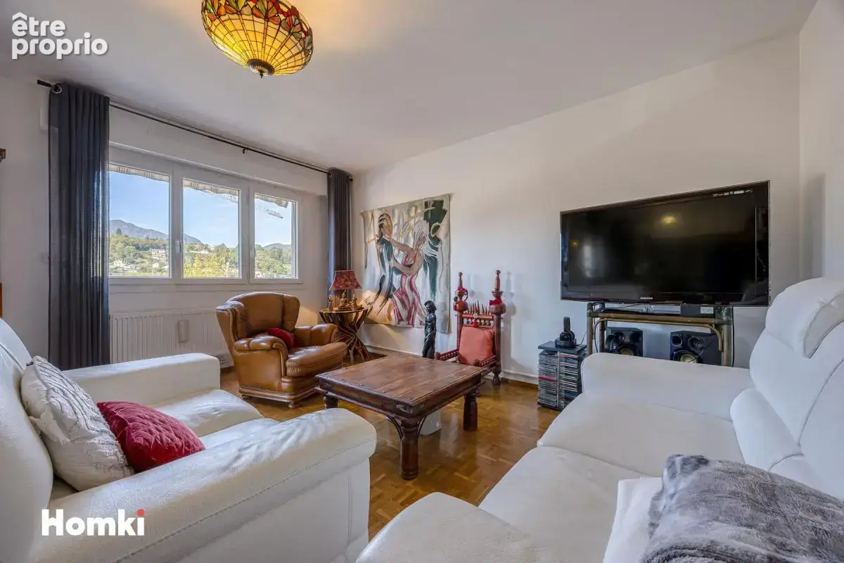 Aix-les-Bains – Appartement de 103 m² rénové avec soin, ascenseur et stationnement - photo 3