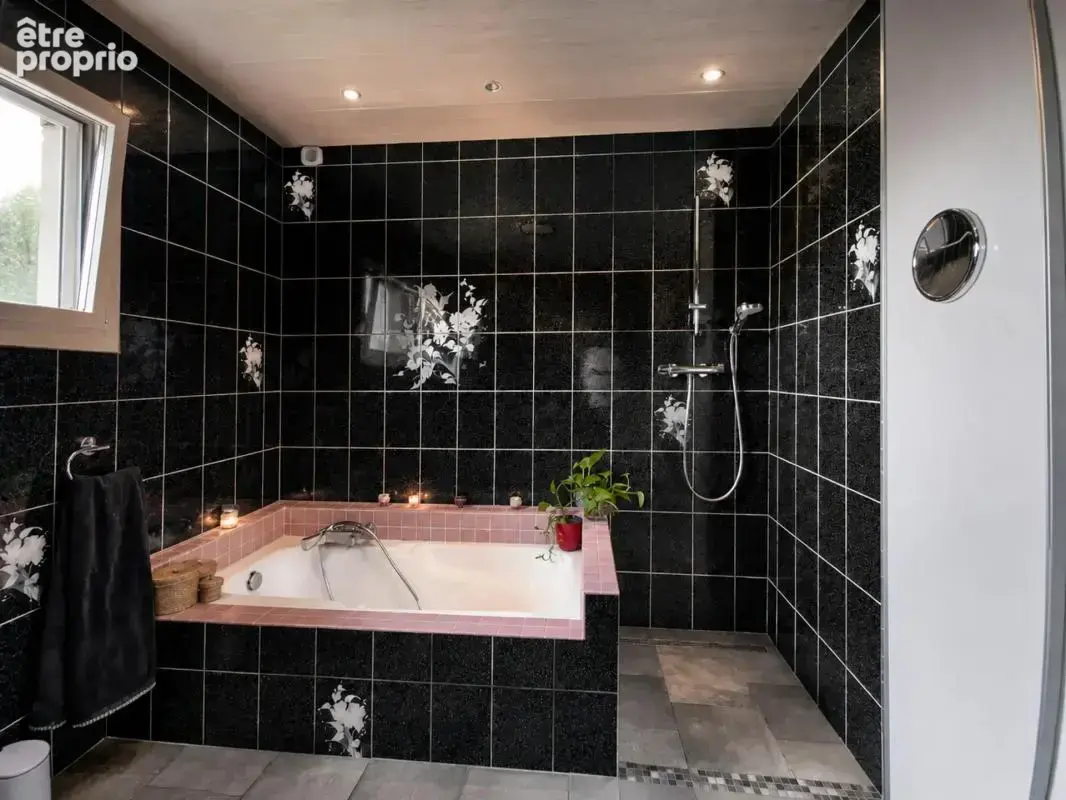 Maison de 8 pièces de 145 m² à Vinzier - photo 10