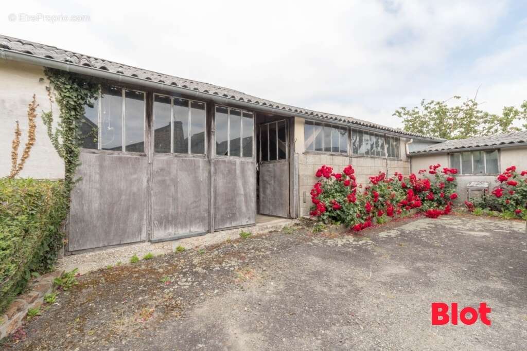 Maison à SENS-DE-BRETAGNE