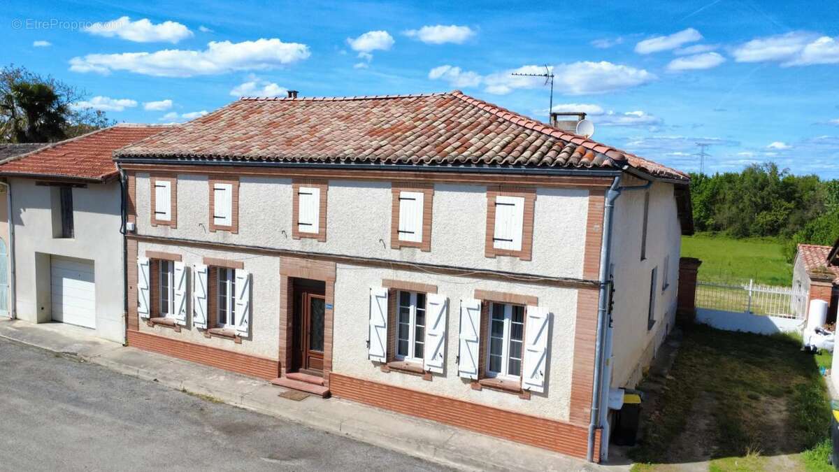 Maison à VERDUN-SUR-GARONNE